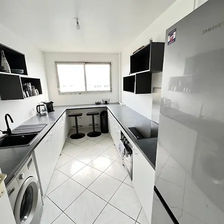 شقة ~ Ecole D'architecture ~ Grand-place غرونوبل