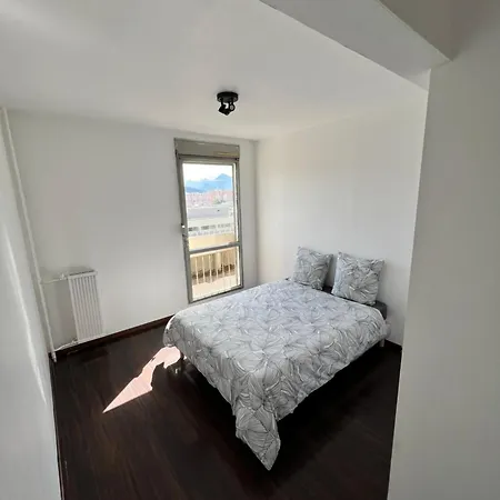 ~ Ecole D'architecture ~ Grand-place غرونوبل