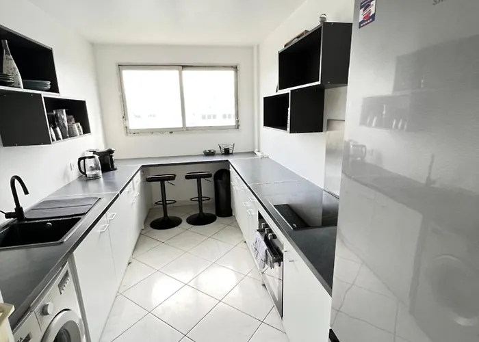 דירה ~ Ecole D'architecture ~ Grand-place גרנובל